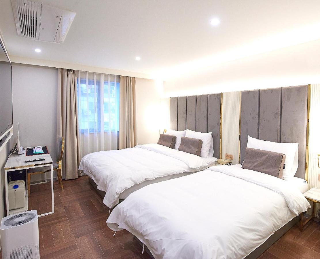 โรงแรมเดนบาสต้า ซิกเนเจอร์ ปูซาน ภายนอก รูปภาพ